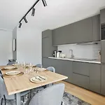 Le Marais By Prestige * 파리