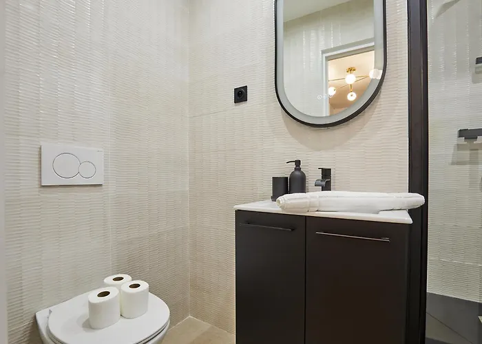 Le Marais By Prestige Apartment *